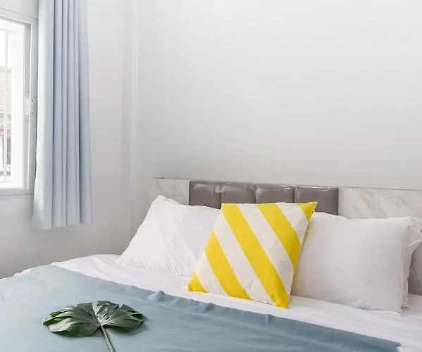 Apartment Miq Hk111-4br Ratchada-huaykwang 14pax *