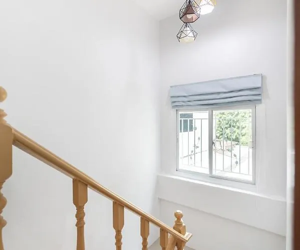 Apartment Miq Hk111-4br Ratchada-huaykwang 14pax