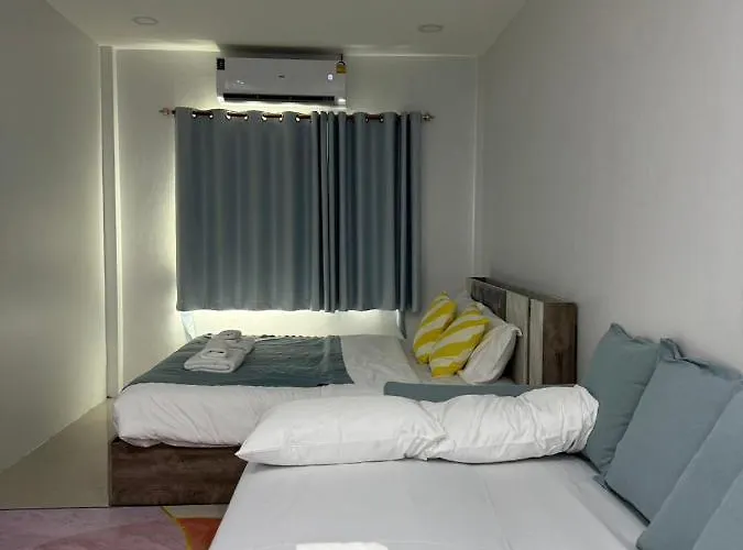 Miq Hk111-4br Ratchada-huaykwang 14pax * Bangkok