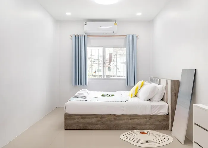 Miq Hk111-4br Ratchada-huaykwang 14pax