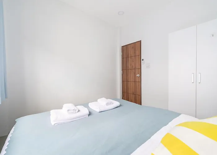 Apartment Miq Hk111-4br Ratchada-huaykwang 14pax