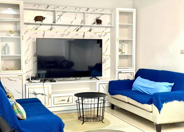 Miq Hk111-4br Ratchada-huaykwang 14pax *